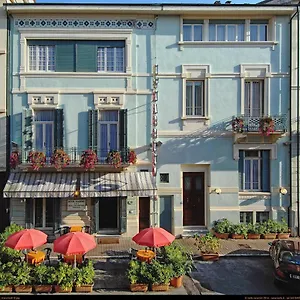 Massimo 3*, Viareggio Italia